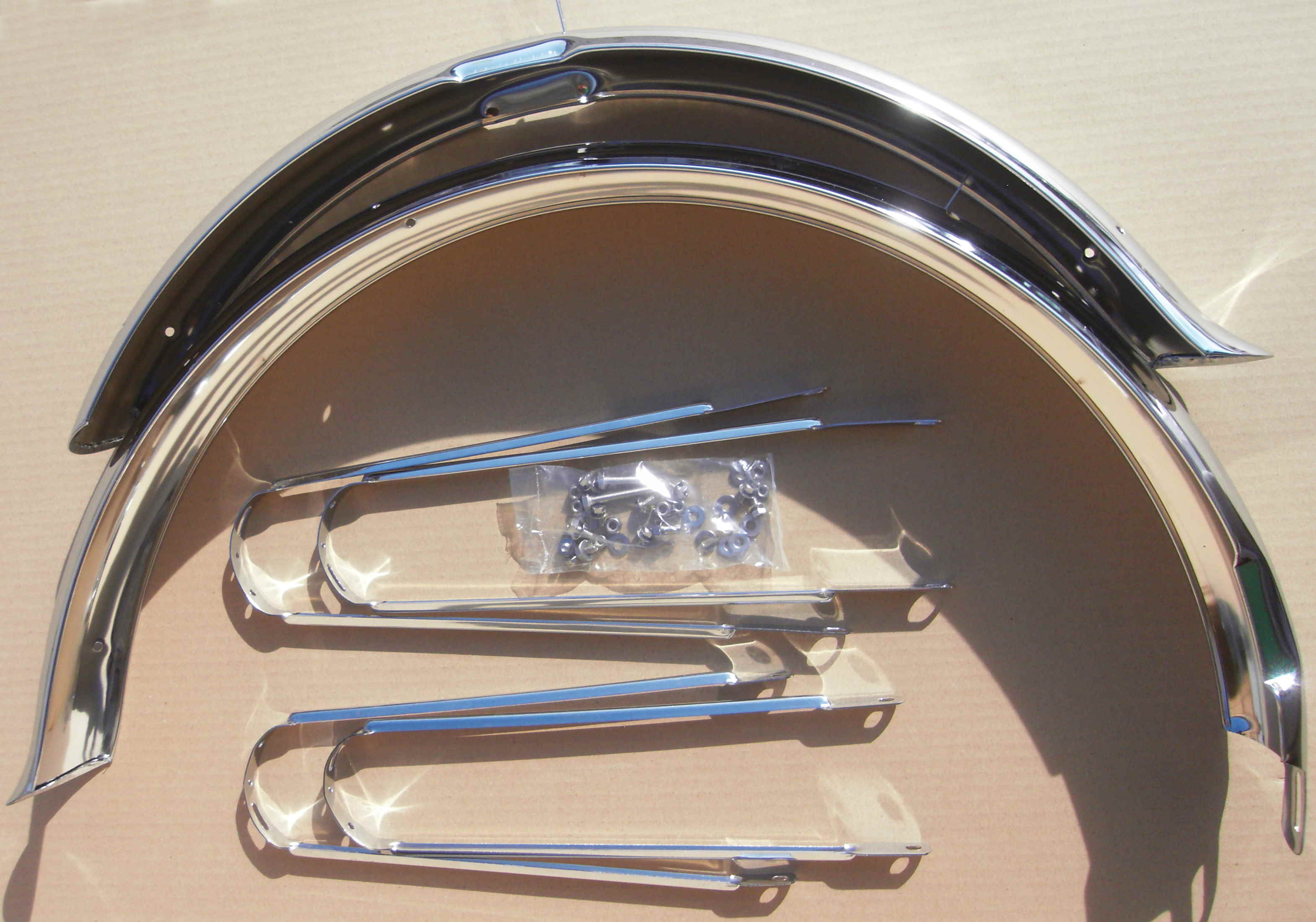 348600_1sihxrWFiLrCrV