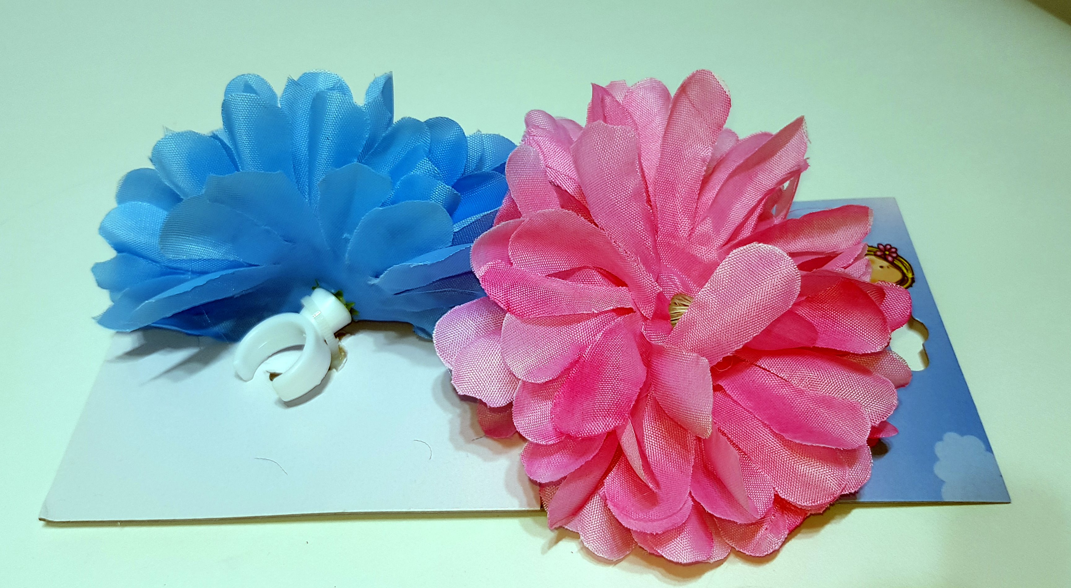Lenkerblume Dahlia rosa und blau