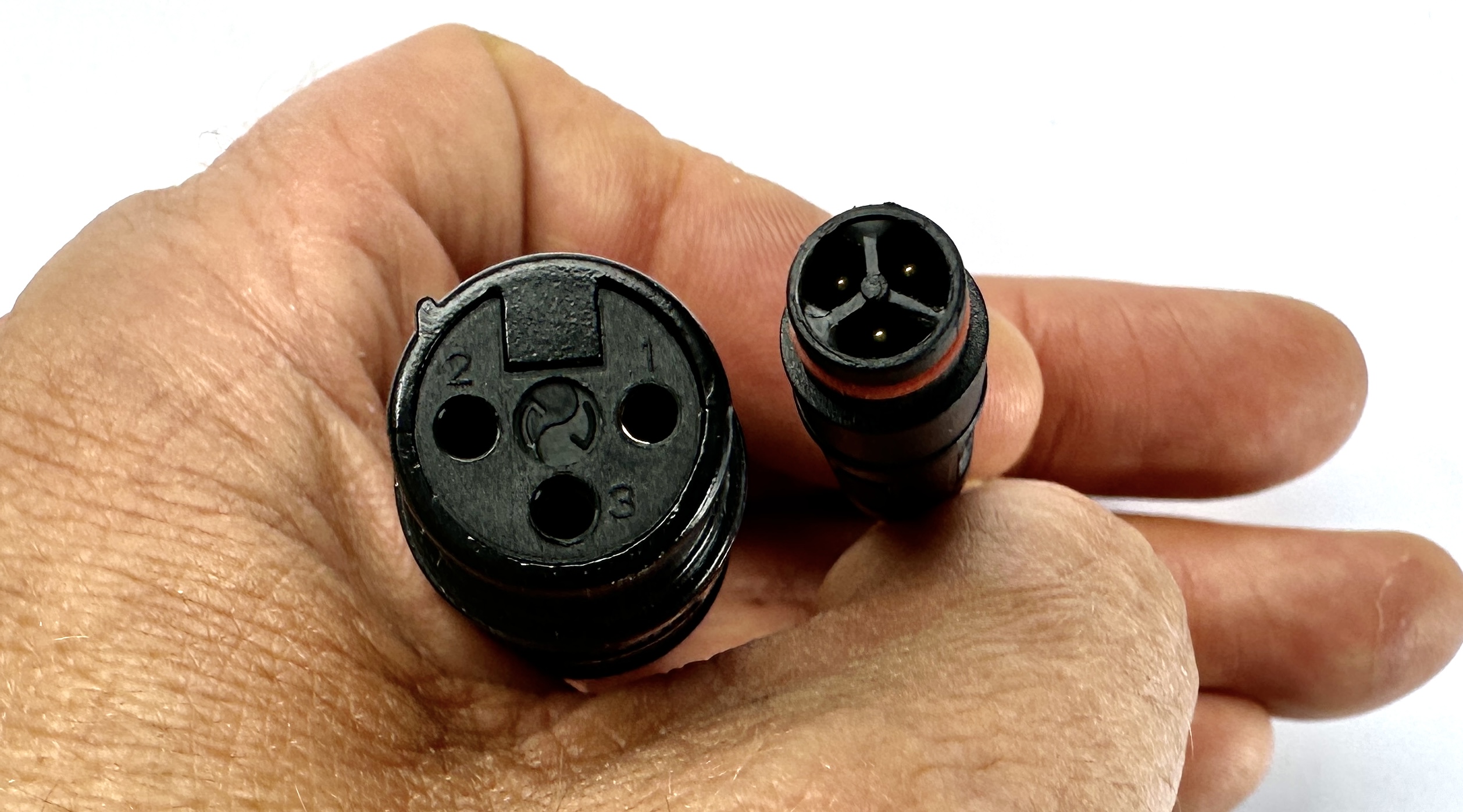 Adapterkabel_Schnelladegerat_XLR_Polly_a