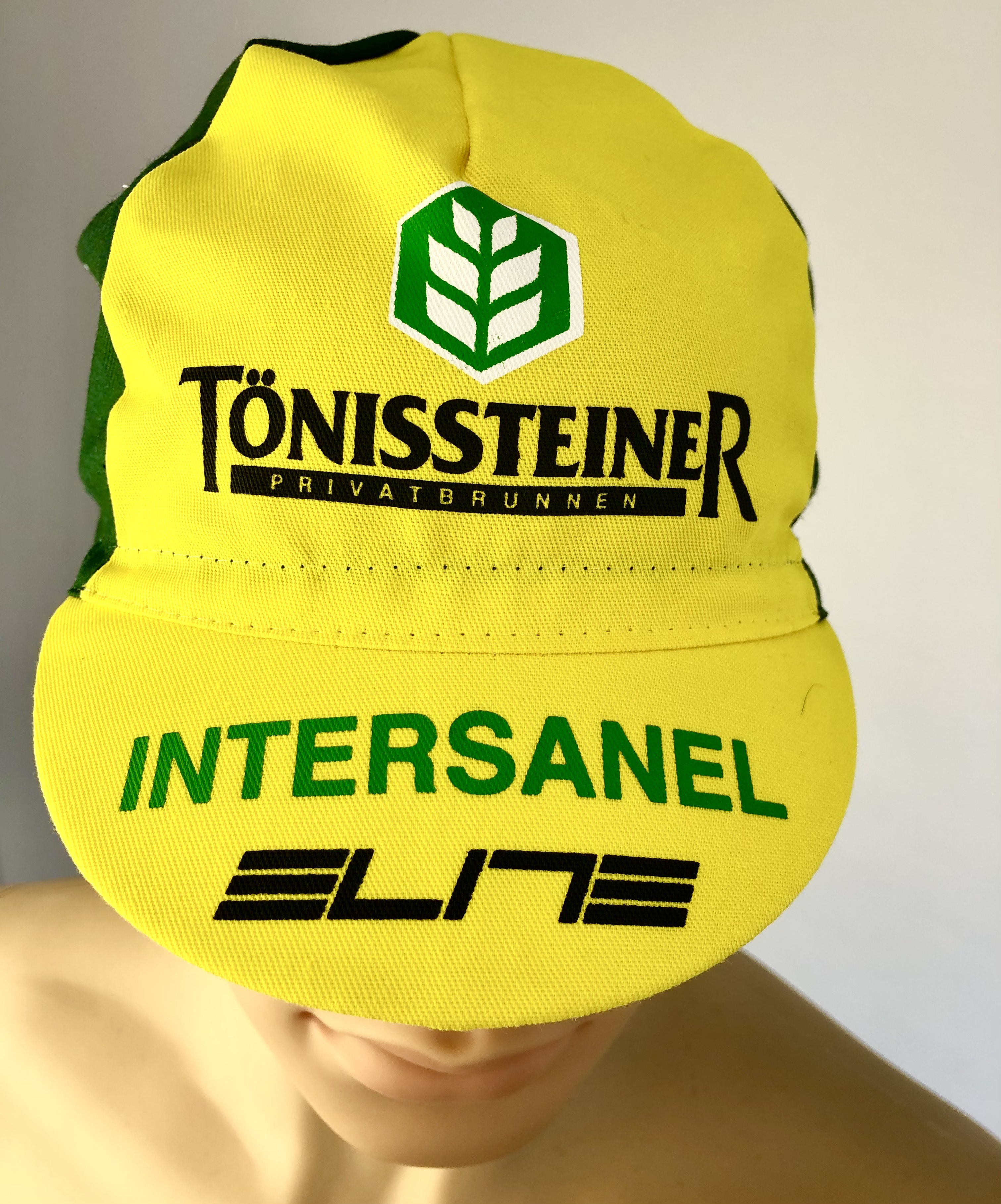 Retro Radsportmütze Team Tönissteiner - Intersanel