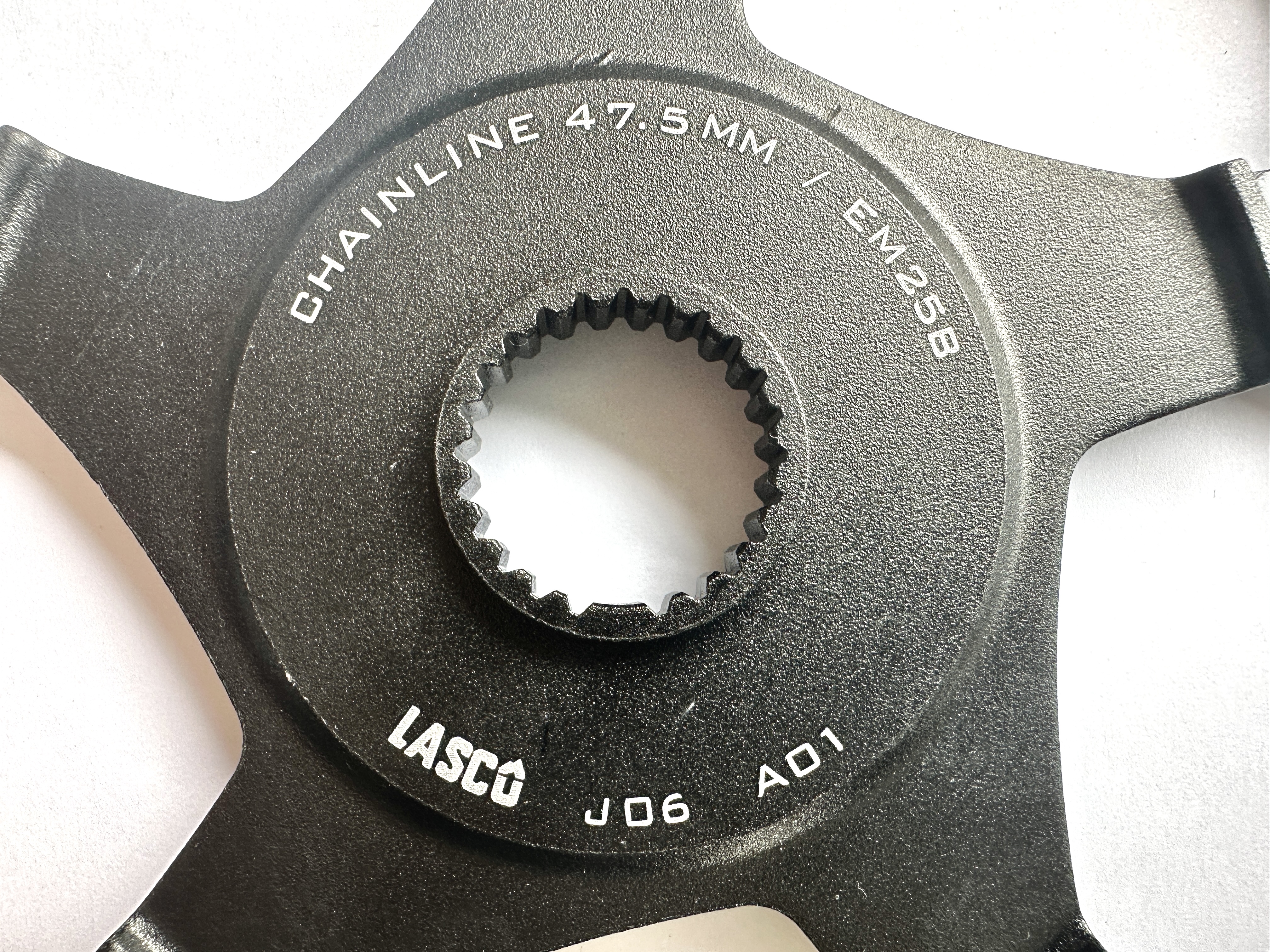 UD schwarzes Kettenrad LASCO Chainline 47,5 mm, Vielzahn 52 Zähne