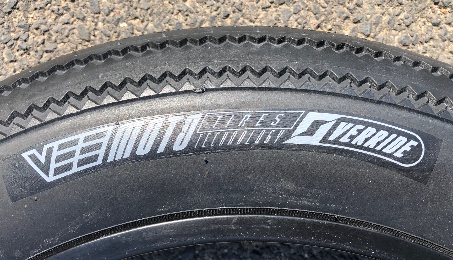 zigzag_vee_rubber_tire_reifen_204_20x4_e-bike50_8