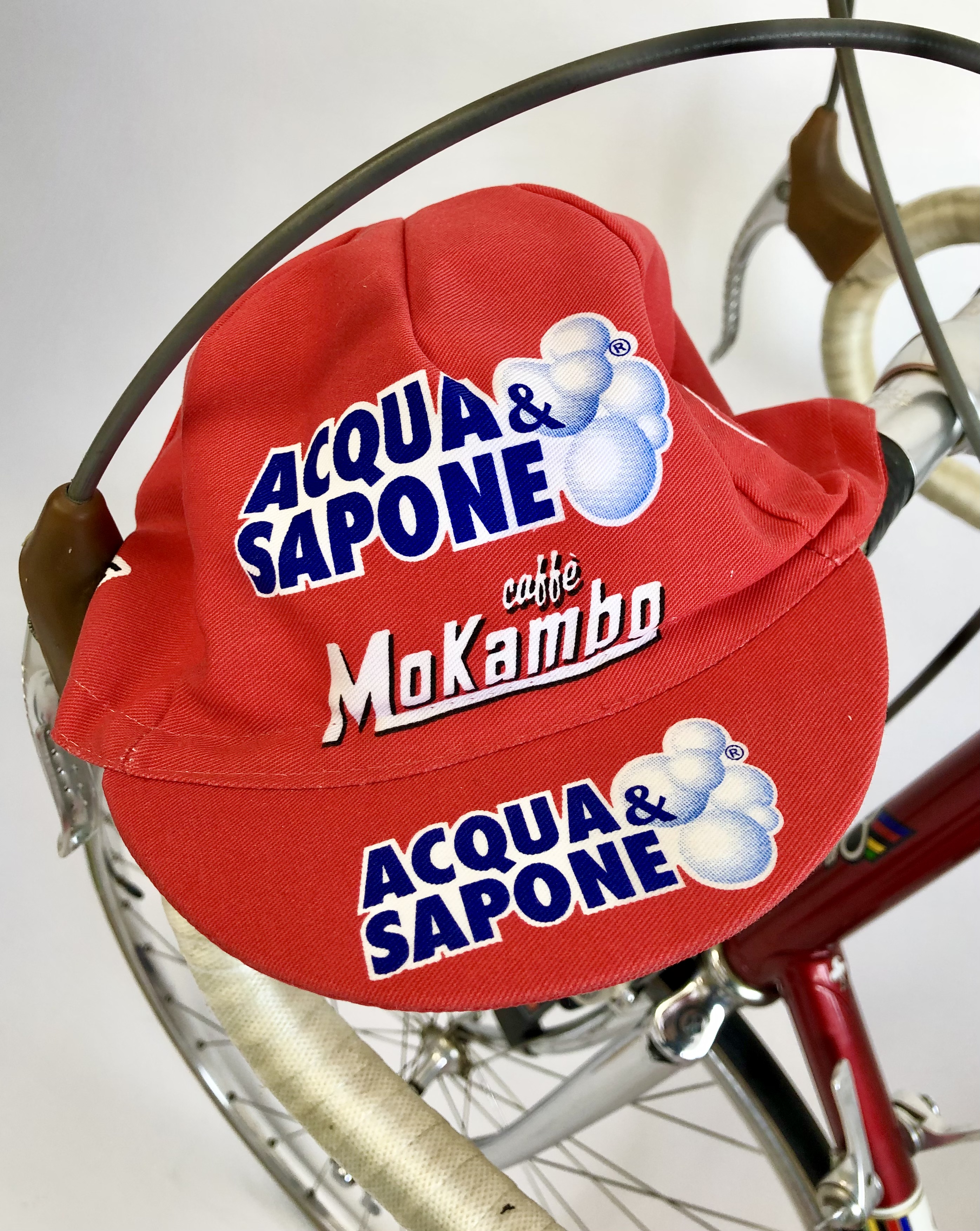 Rennradkappe_historical_team_cap_retro_cyling_radmutze_rennkappe_radlercap_la_casquette_fahrradkultur__Acqua-Sapone-MoKambo