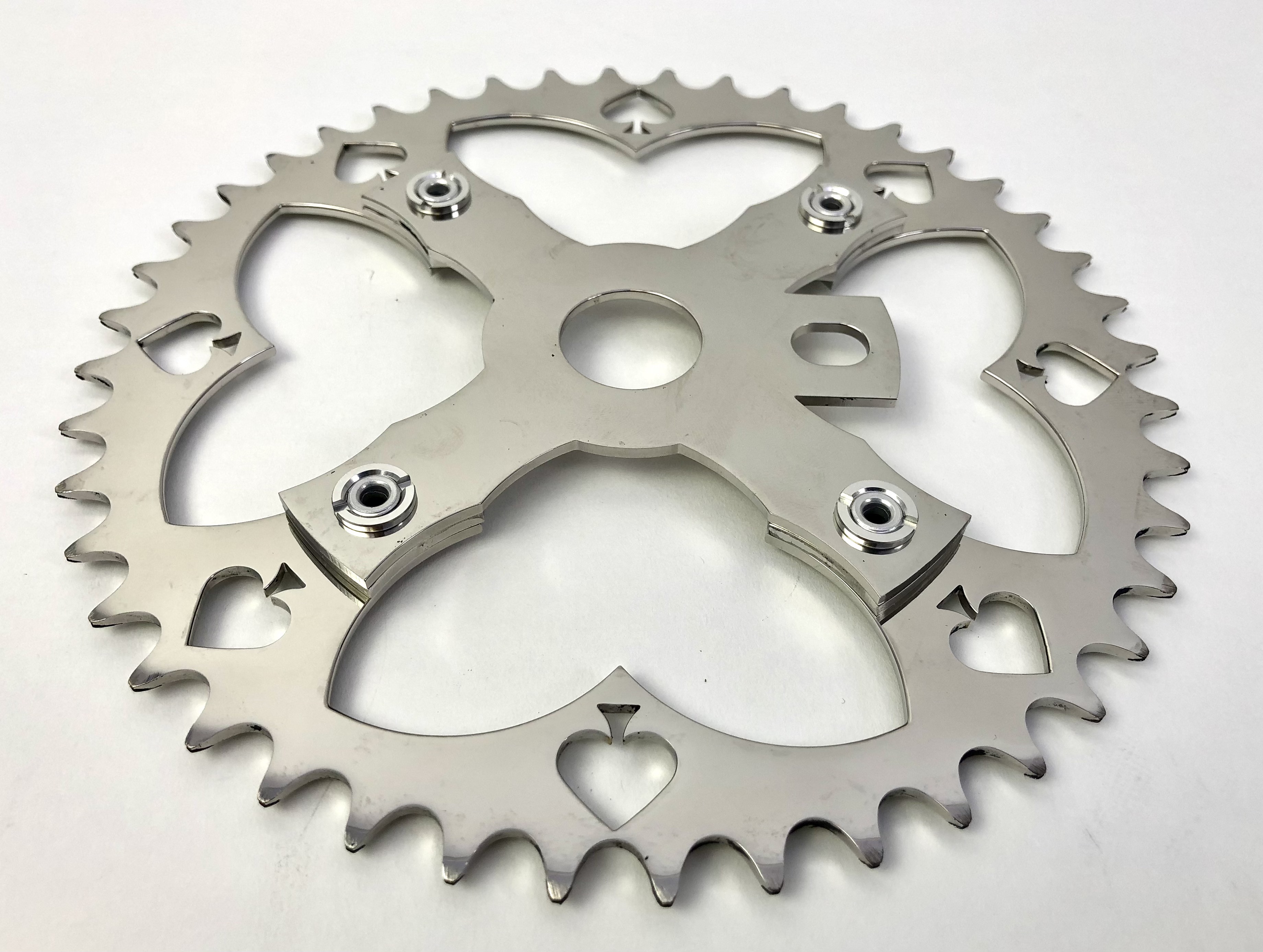 Chainwheel_Spades_45T_offset_1WdBhAXFIqHeBY