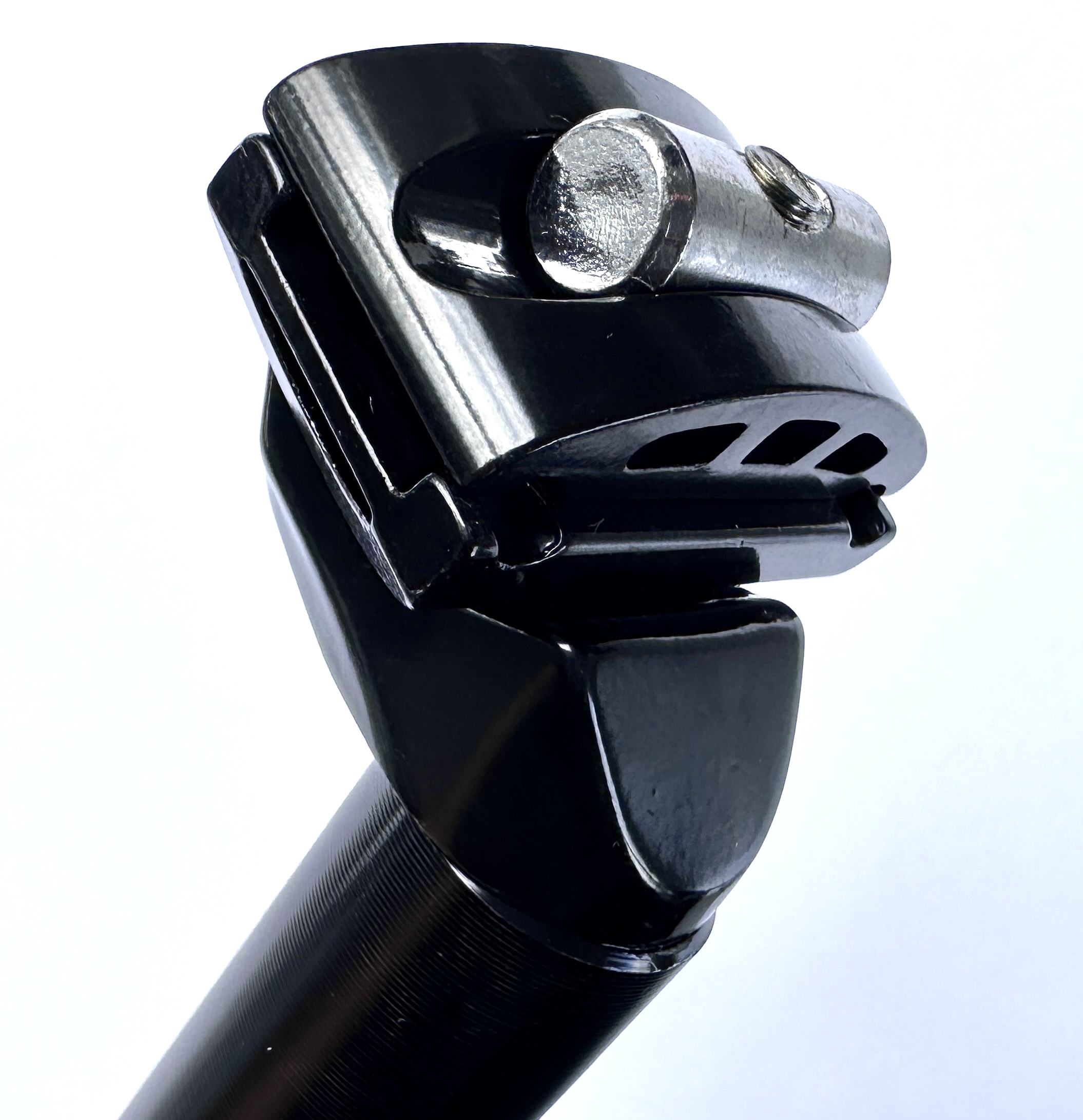 UDX_sattelstuetze_patent_UD_seat_stay_2