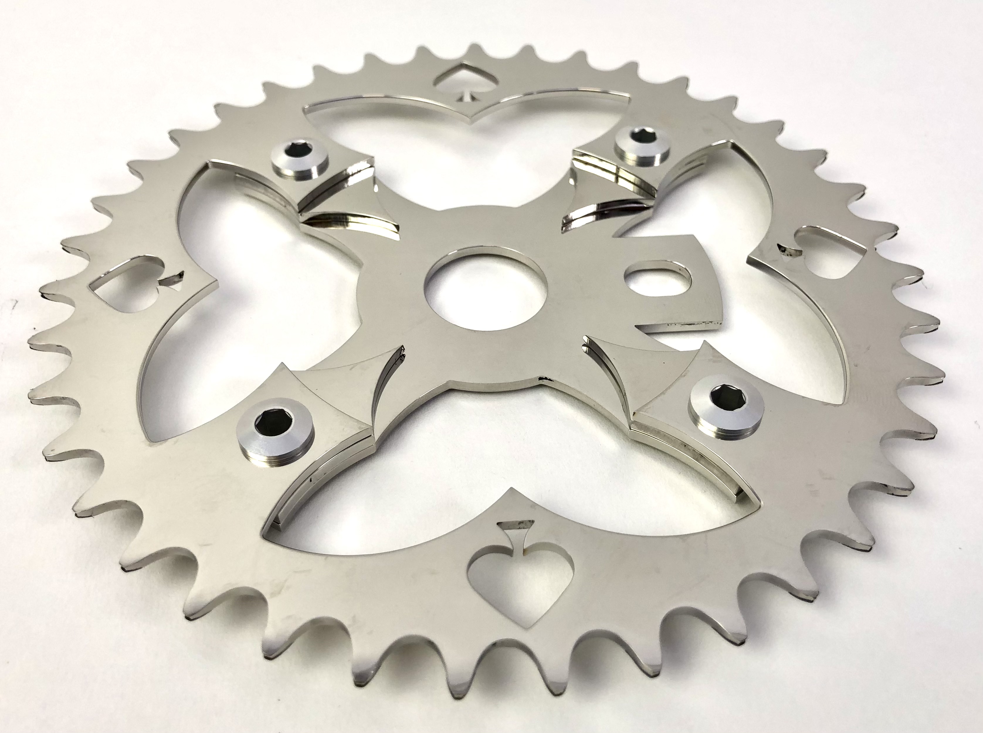 Chainwheel_Spades_39T_offset_3