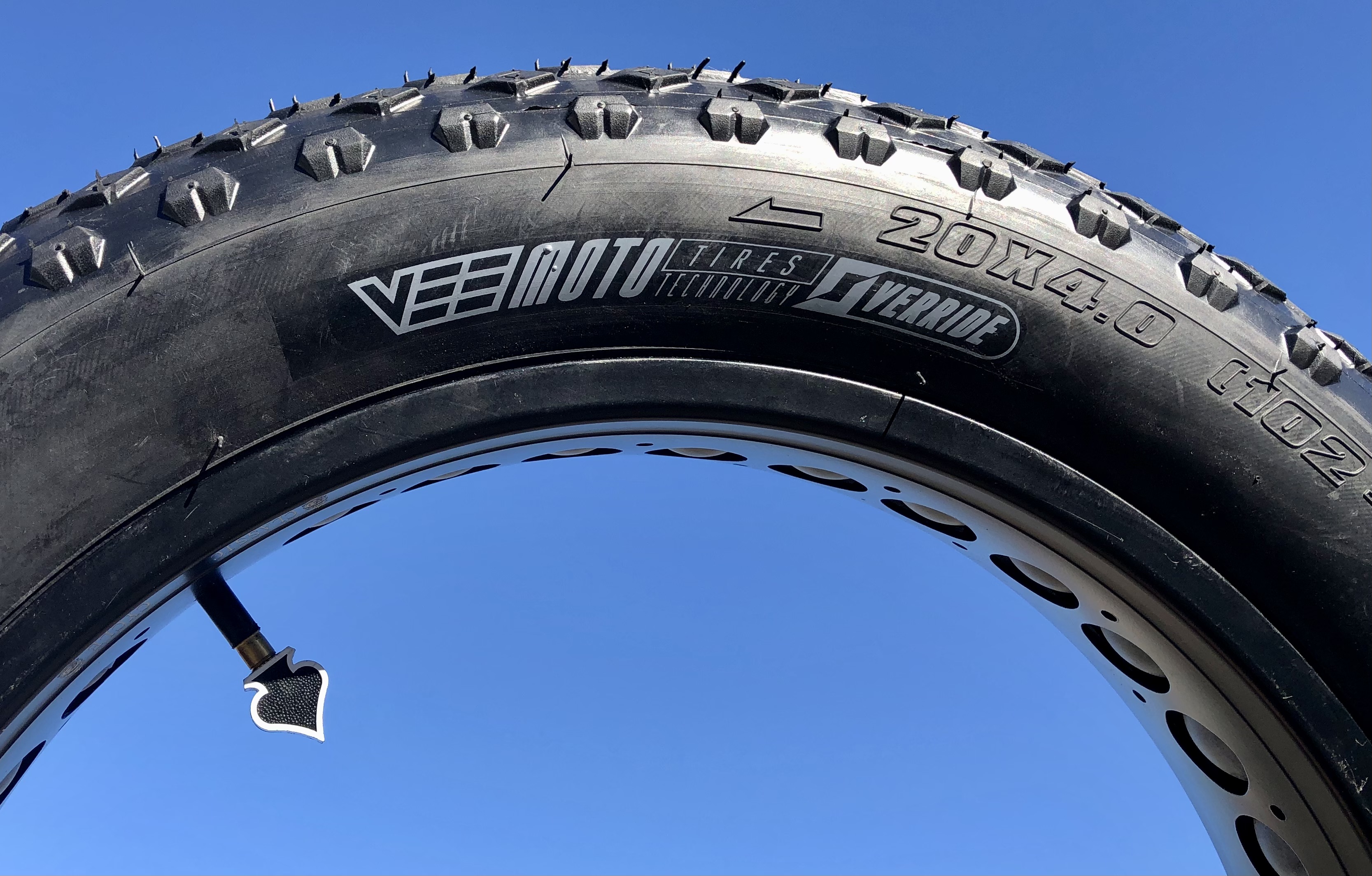 204_Fatbike_bicycle-tire_E_Mission_Command_20x4_customize_black_ahynpSIFQuMYBx