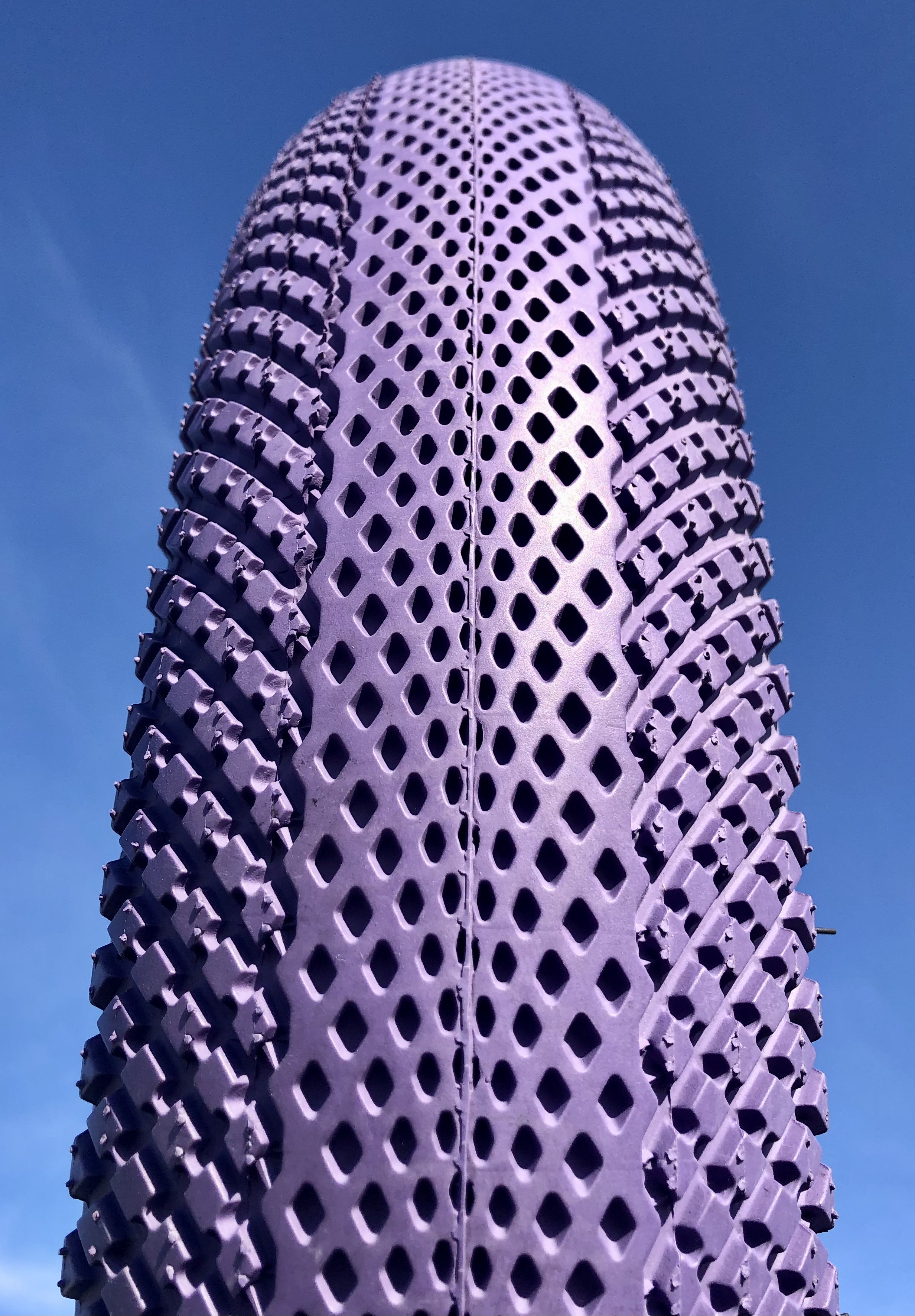 Bicycle_tire_speedster_20x4_Fatbike_limited_edition_lila_5