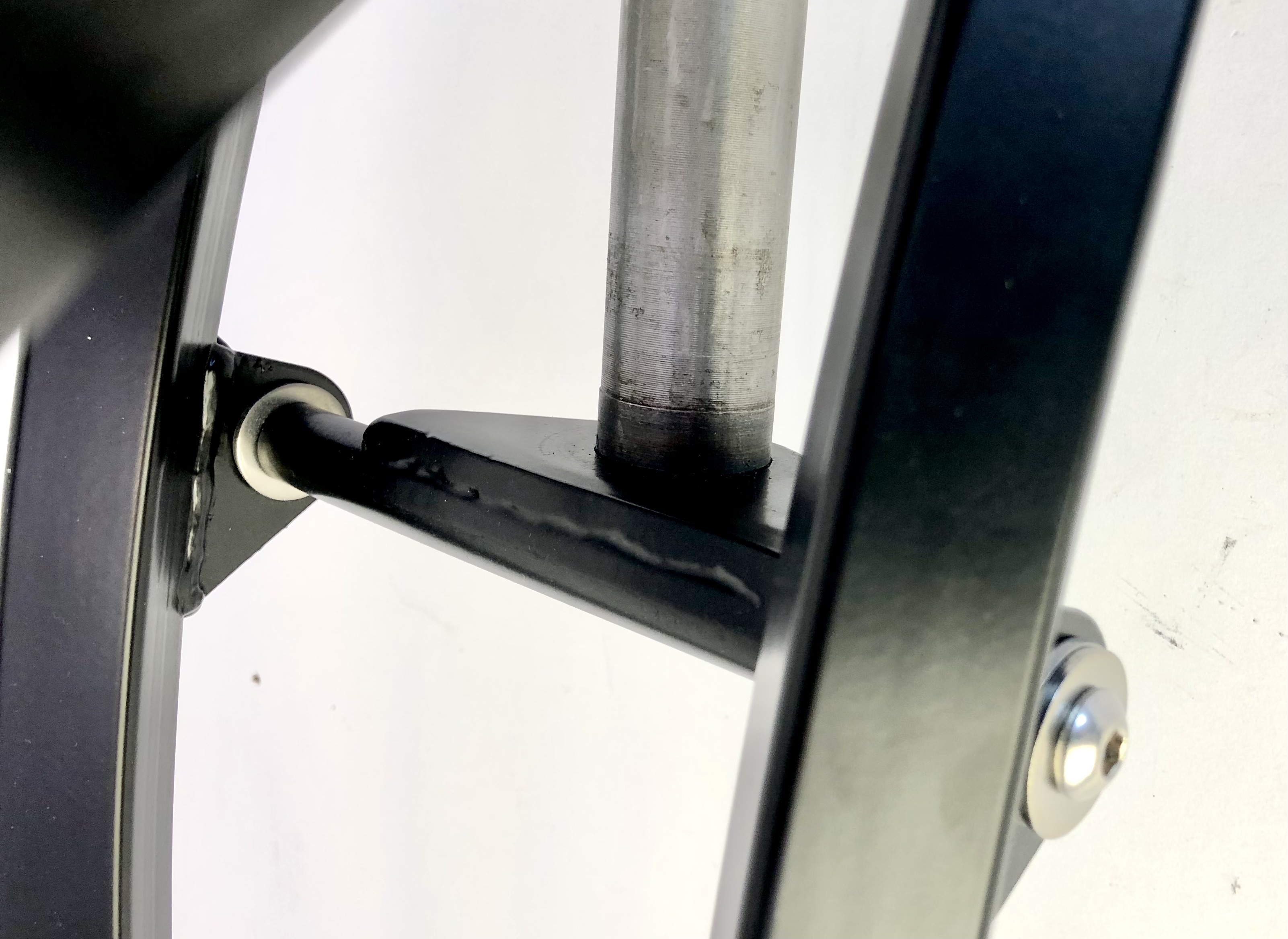 black_beast_classic_cycle_custom_fork_claw_3